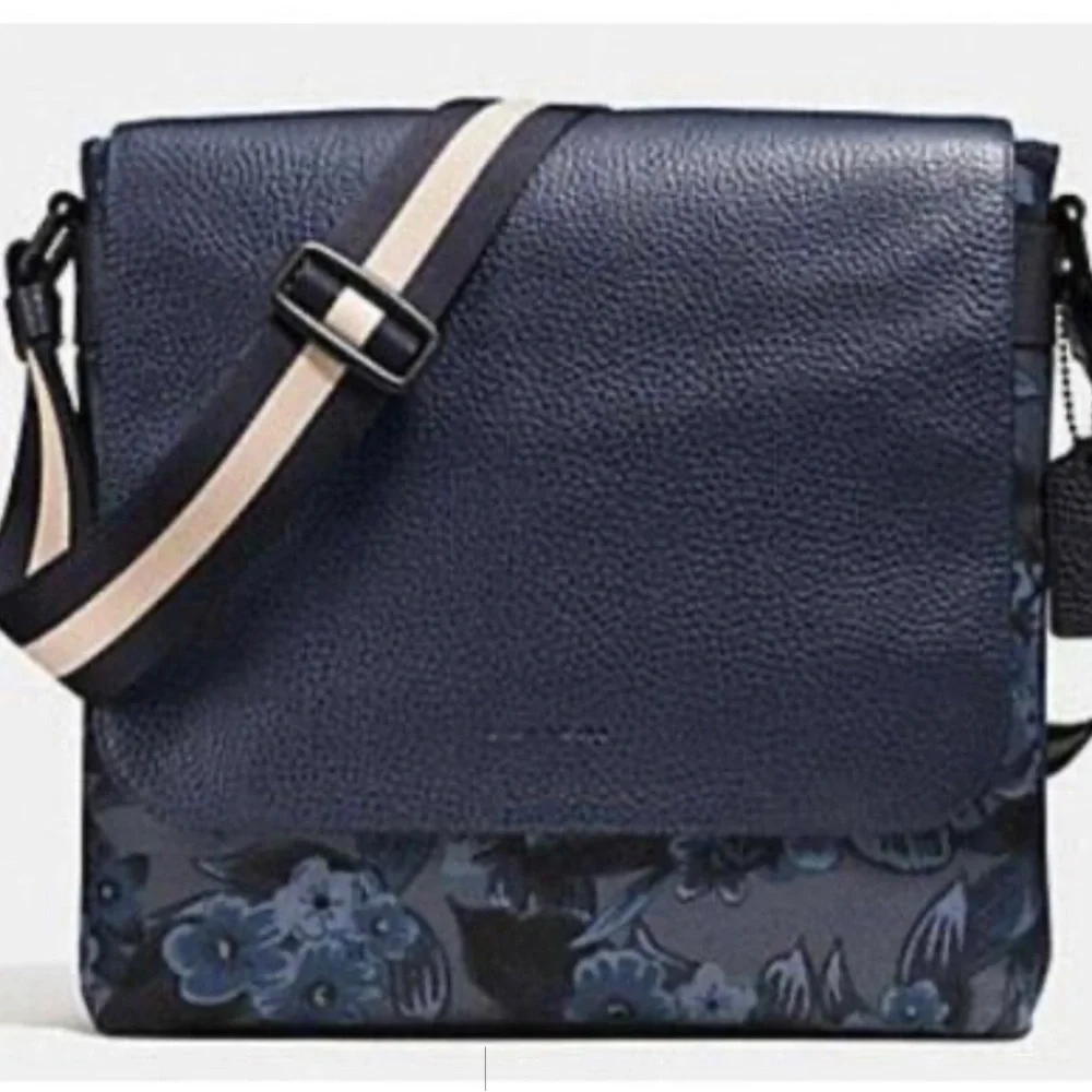 COACH Hawaiian Floral Print Messenger Bag l Charles F59301